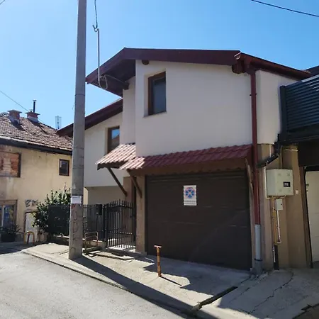 Seven Apartment
